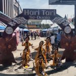 Batik Trusmi Gelar Festival Lukis Topeng dan Rayakan Hari Tari Sedunia, Angkat Budaya Lokal ke Panggung Nasional 2 wisata-cirebon